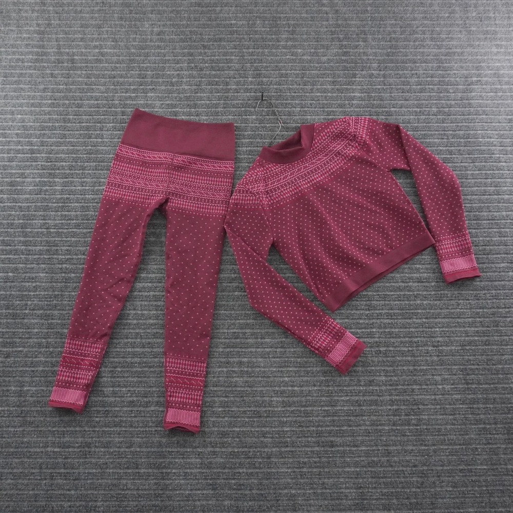 NWT Fabletics Holly Seamless Activewear Set Womens M Merlot Fair Isle Leggings